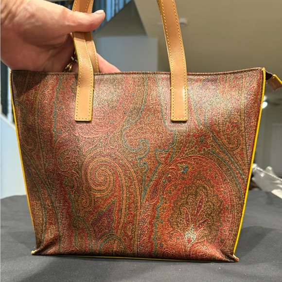 Etro Burgundy Paisley Zip Top Tote Handle Bag
Neon Trim Accents - Picture 9 of 16